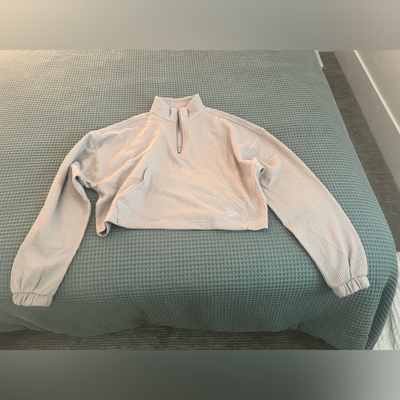 Reebok Classics Wardrobe Essentials Waffle Cover-Up Women Medium NWT Color Ash - Picture 4 of 7